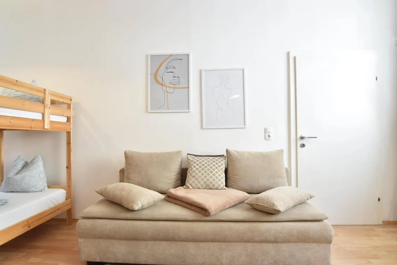 Hidden Gem In Central Innsbruck With Free Parking Apartment