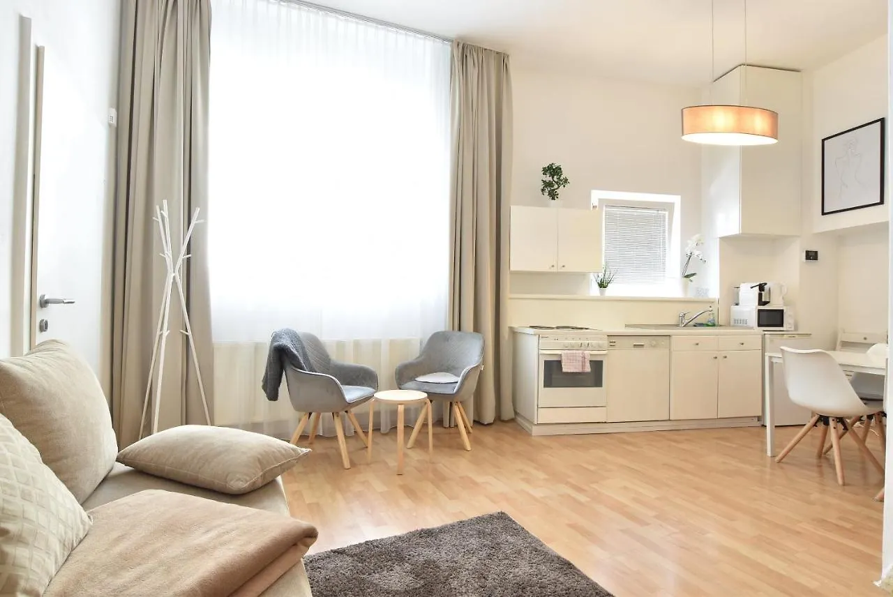 Hidden Gem In Central Innsbruck With Free Parking
