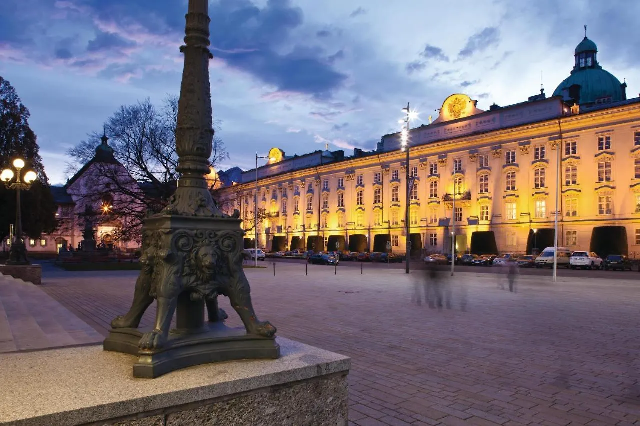 Hidden Gem In Central Innsbruck With Free Parking 0*,