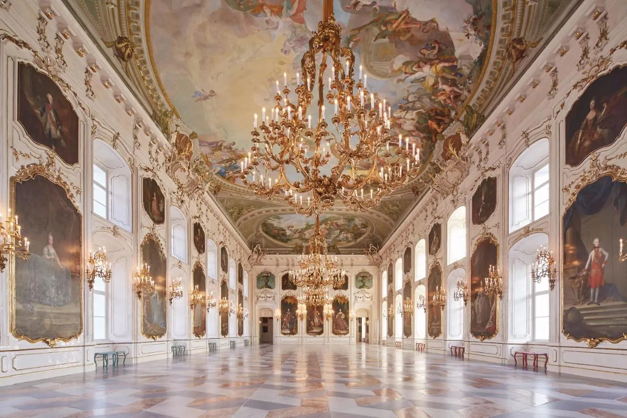 Hidden Gem In Central Innsbruck With Free Parking